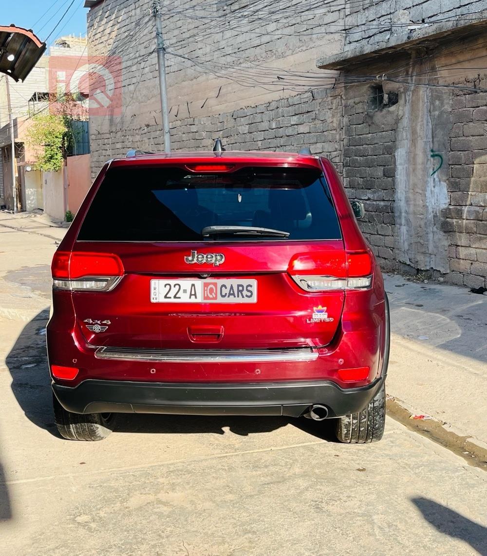 جیپ گراند شیرۆکی